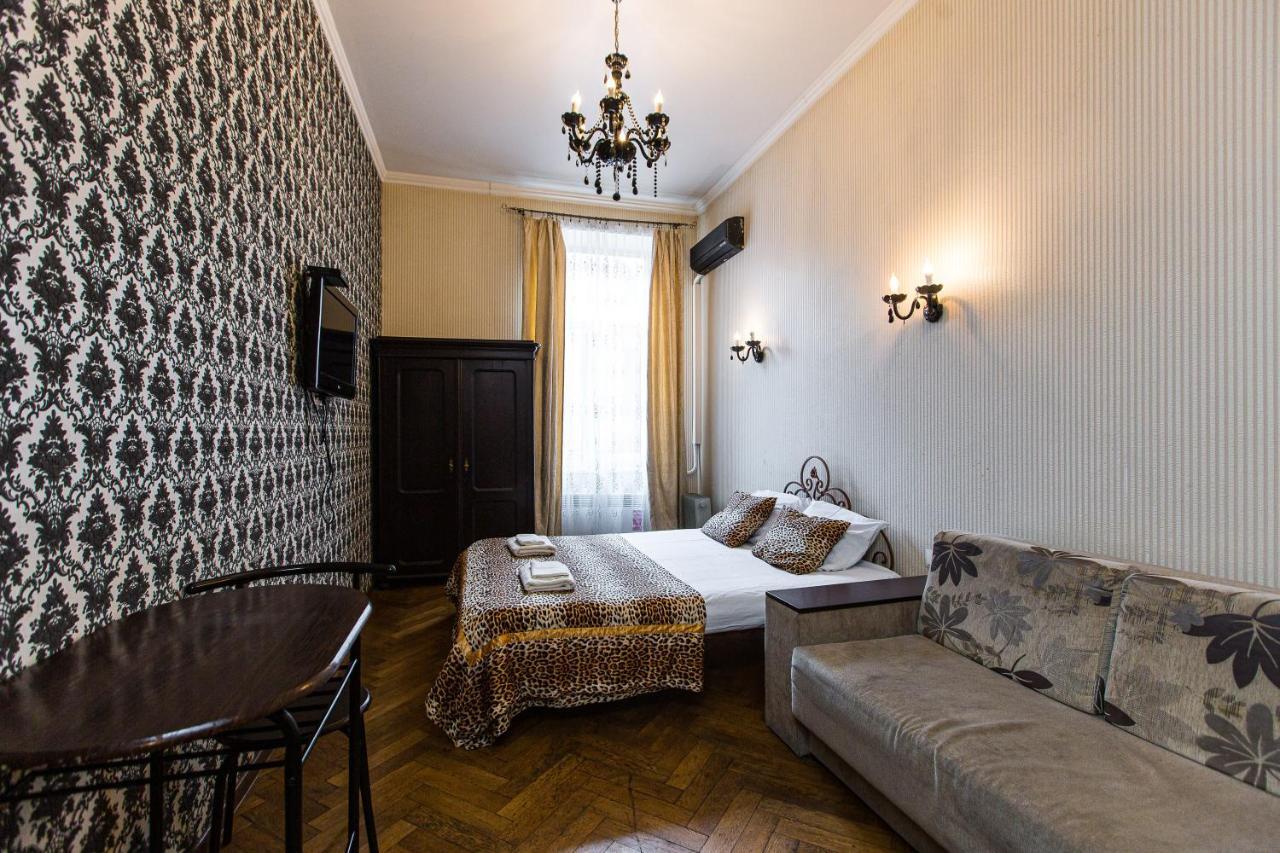 Квартира В Оренду На Копеника 12, Біля Палацу Потоцьких Lviv Exterior photo