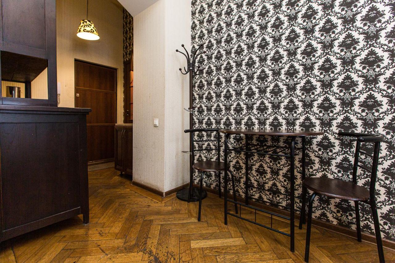 Квартира В Оренду На Копеника 12, Біля Палацу Потоцьких Lviv Exterior photo